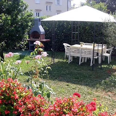 With Parking Space - 7023 Lejlighed *