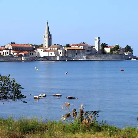 With Parking Space - 7023 Poreč