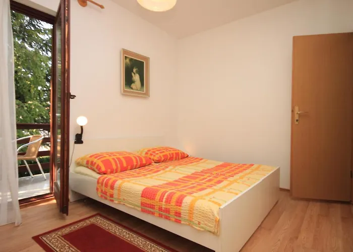 With Parking Space - 7023 Пореч