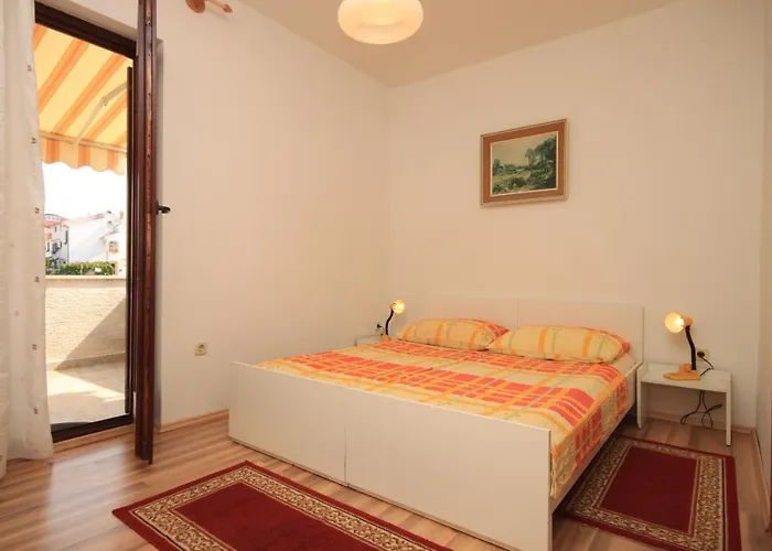 With Parking Space - 7023 Poreč