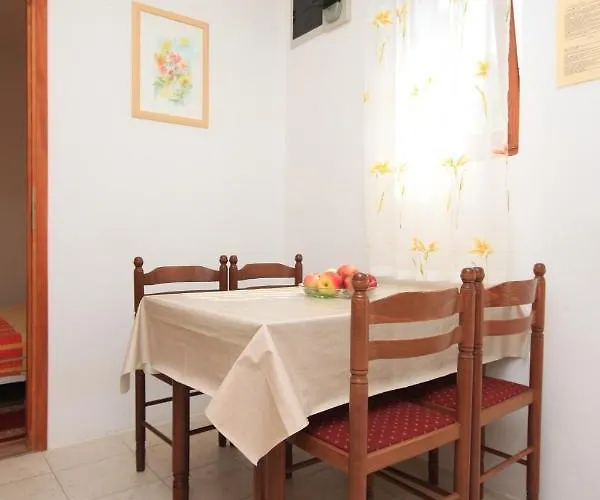 Apartmán With Parking Space - 7023 *